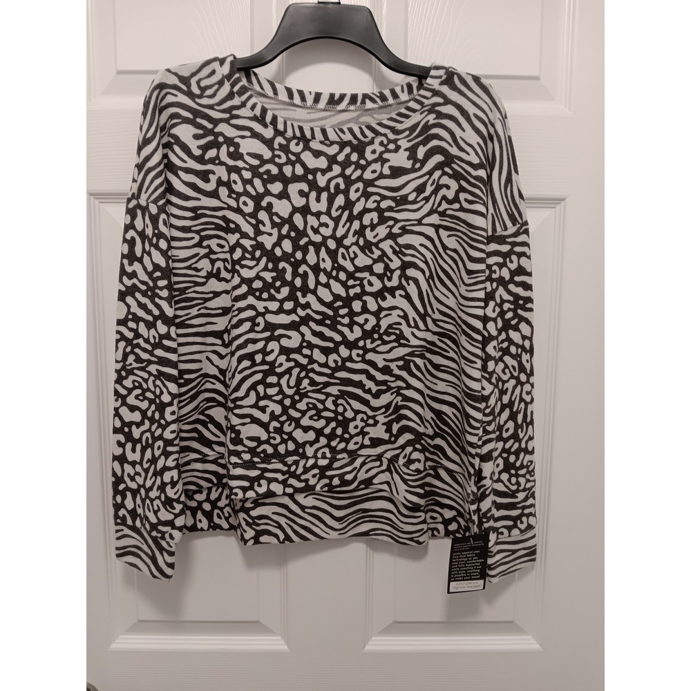 NEW with TAG Onzie Womens Zebra Animal Print Pullover Sweatshirt White Black S/M